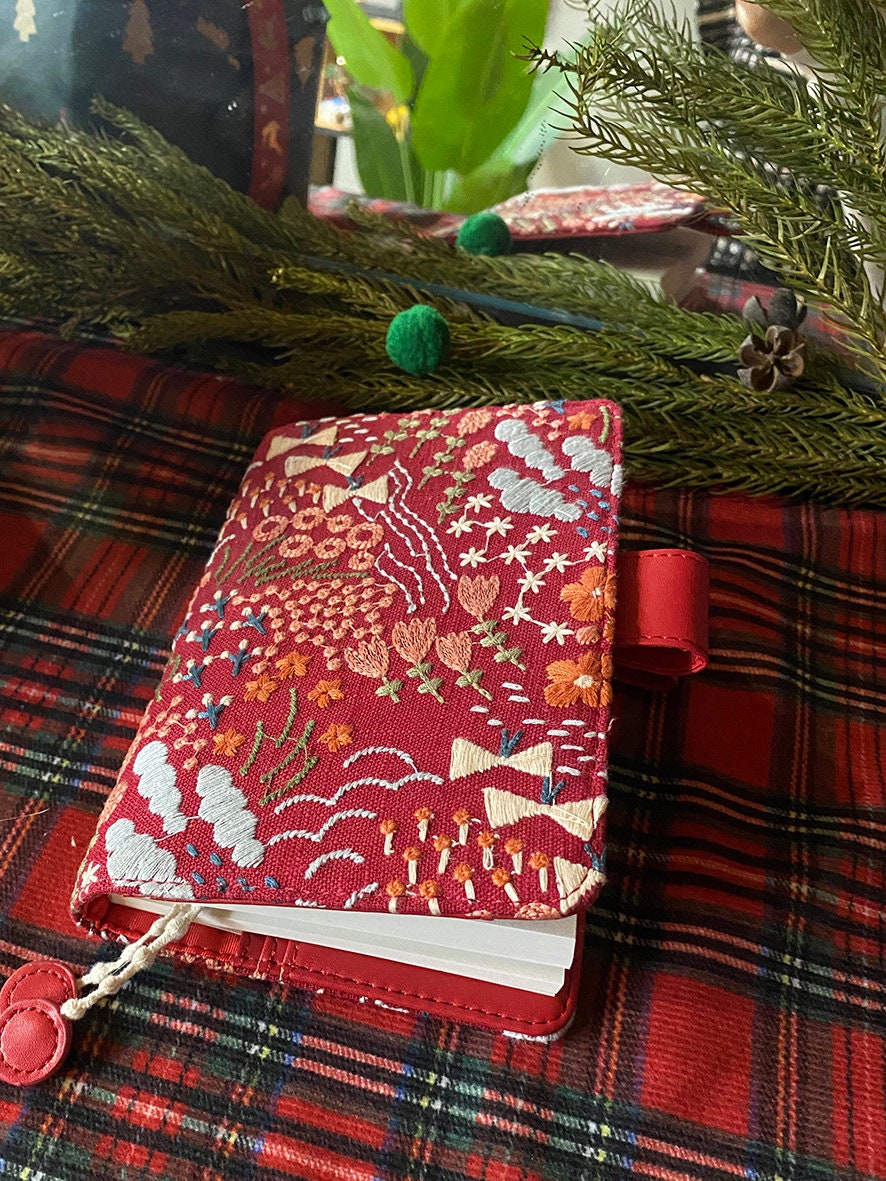 Red New YEAR and Christmas Notebook Journal Flower Embroidery Santa Stocking Notebook Fabric Cover with Leather Interior A5 A6 B6 Weeks