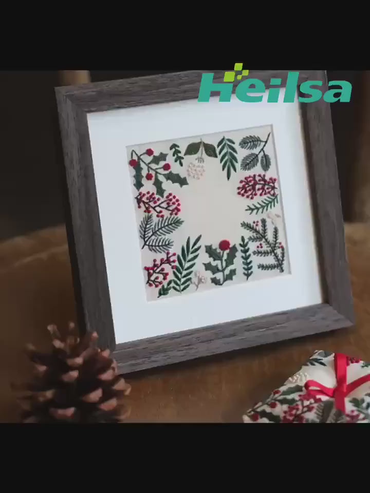 Photo Frame Embroidery DIY Kit Christmas Handmade Gift Floral Painting Material Pack Solid Wood Photo Frame Hanging Home Decoration Ornament