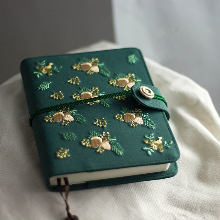 Dark Green Embroidery Acorn Fabric Notebook Retro A5 A6 Loose-leaf Thread-bound Journal Original Handmade Notepad Dairy Book Special Gift