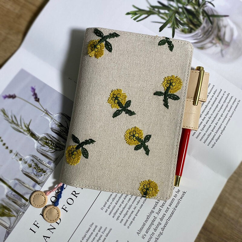Daisy Embroidered Floral Notebook Cover, Fabric-Leather Travel Journal Lined Grid Blank Notebook, A5 A6 Notebook Handmade Diary Gift for Her