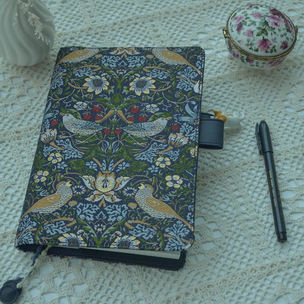 Retro Handmade Notebook Journal Fabric-Leather Cover Strawberry Bird Nishijin Weaving Jacquard Craft A5 A6 Lined/Unlined Grid Paper Diary